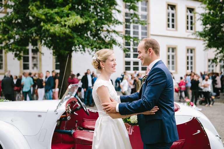 Braut und Bräutigam sehen sich zum ersten Mal ©Markus Koslowski Hochzeitsfotograf Warendorf 